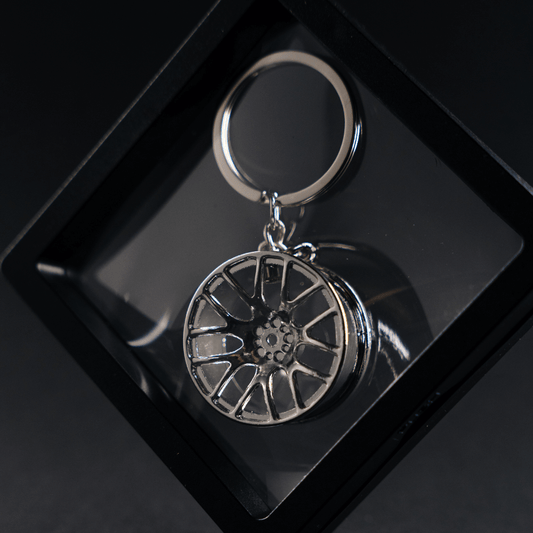 Y-4 Performance | Металевий брелок