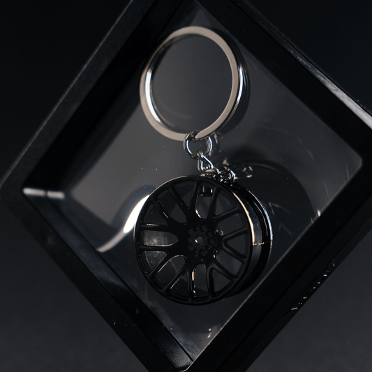 Y-4 Performance | Металевий брелок